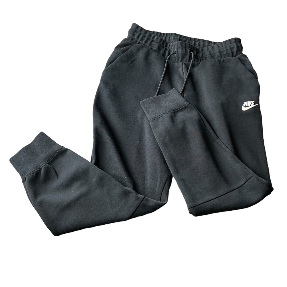Women’s Nike Tech Fleece Black Sweatpant Jogger Size Small